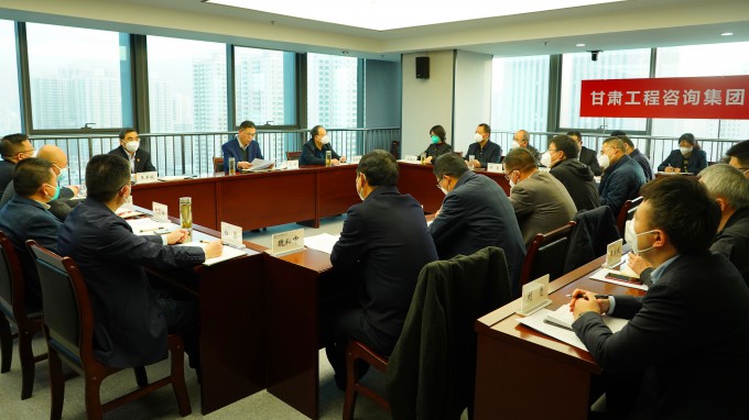 馬明在復(fù)工復(fù)產(chǎn)穩(wěn)增長(zhǎng)調(diào)度會(huì)上強(qiáng)調(diào)：以等不起慢不得的緊迫感做實(shí)做細(xì)復(fù)工復(fù)產(chǎn)，以謀得實(shí)干得好的責(zé)任感統(tǒng)籌部署年底沖刺和明年重點(diǎn)工作