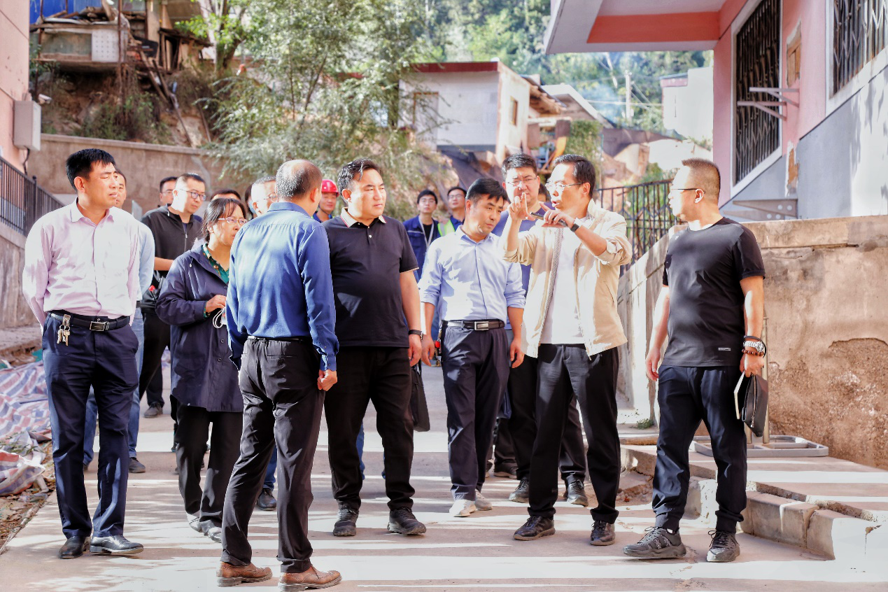 土木工程院黨委開展“學黨史、迎國慶、保安全、促生產”慰問活動